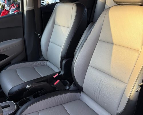 WhatsApp Image 2025-11-03 at 18.59.49